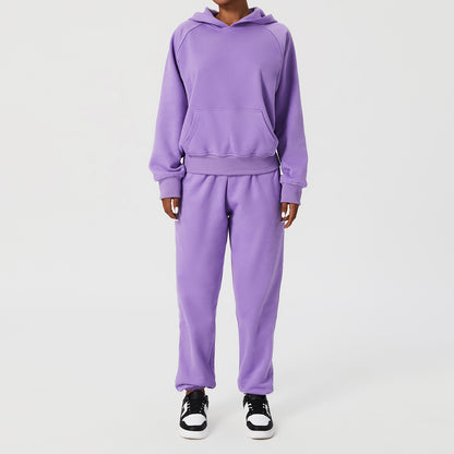 Ensemble pull décontracté à capuche pour femme.