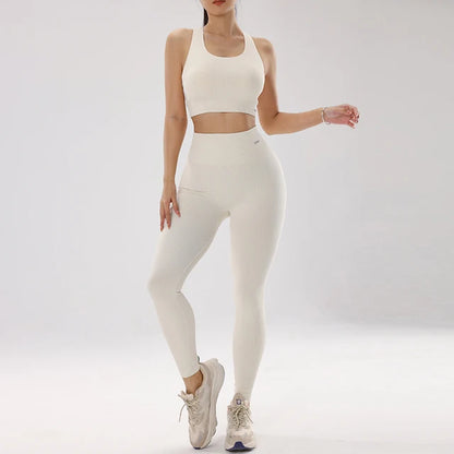 Ensemble de yoga Peach Lift – Soutien-gorge de sport à séchage rapide et leggings amincissants pour le fitness